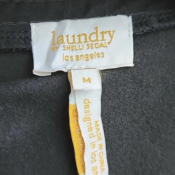 Laundry By Shelli Segal Black Mini Faux Leather Skirt Smocked  Waist Size Medium - Picture 6 of 12